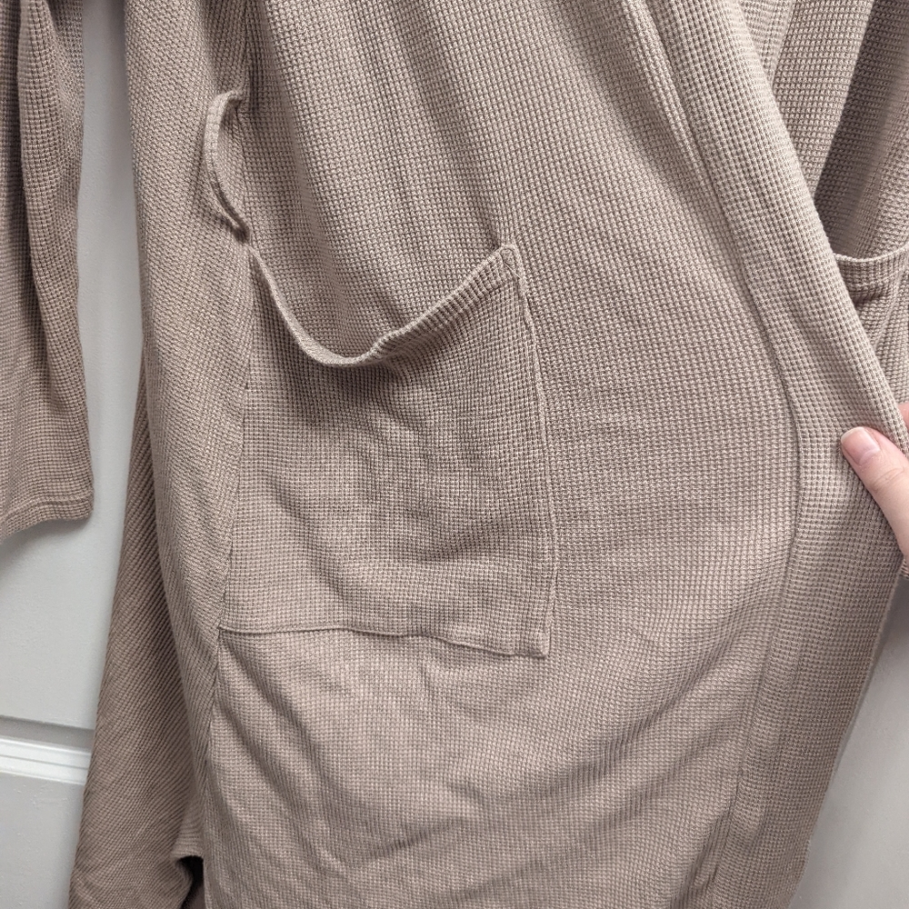 Smash + Tess Cream Robe - Picture 6 of 8